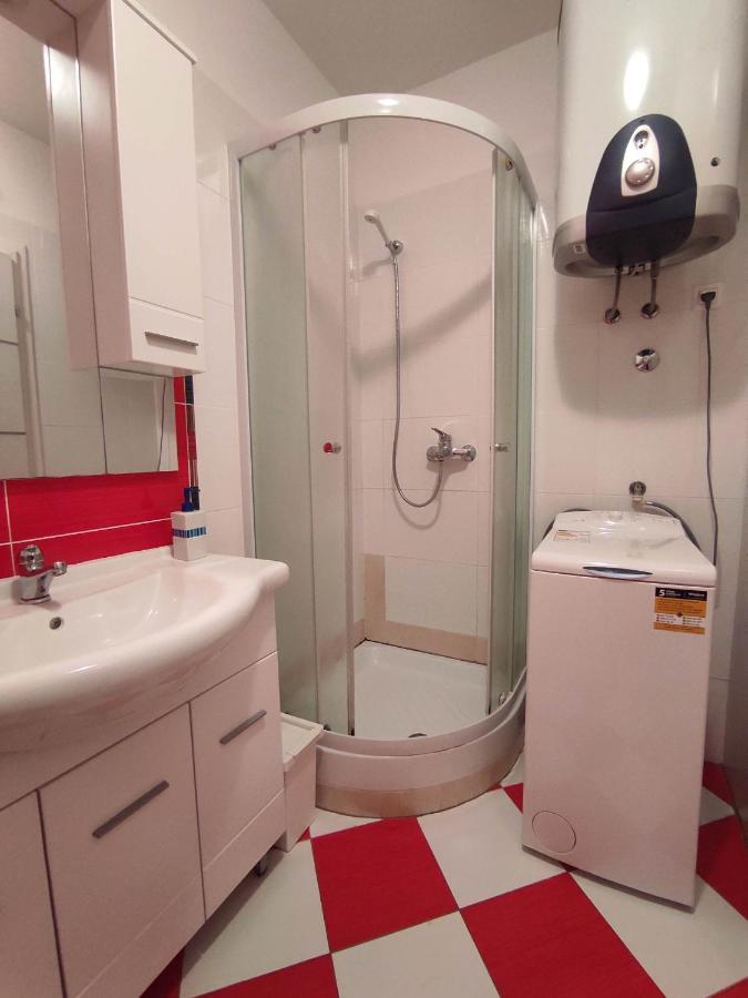Apartman Kamenjak เปรมันตูรา ภายนอก รูปภาพ